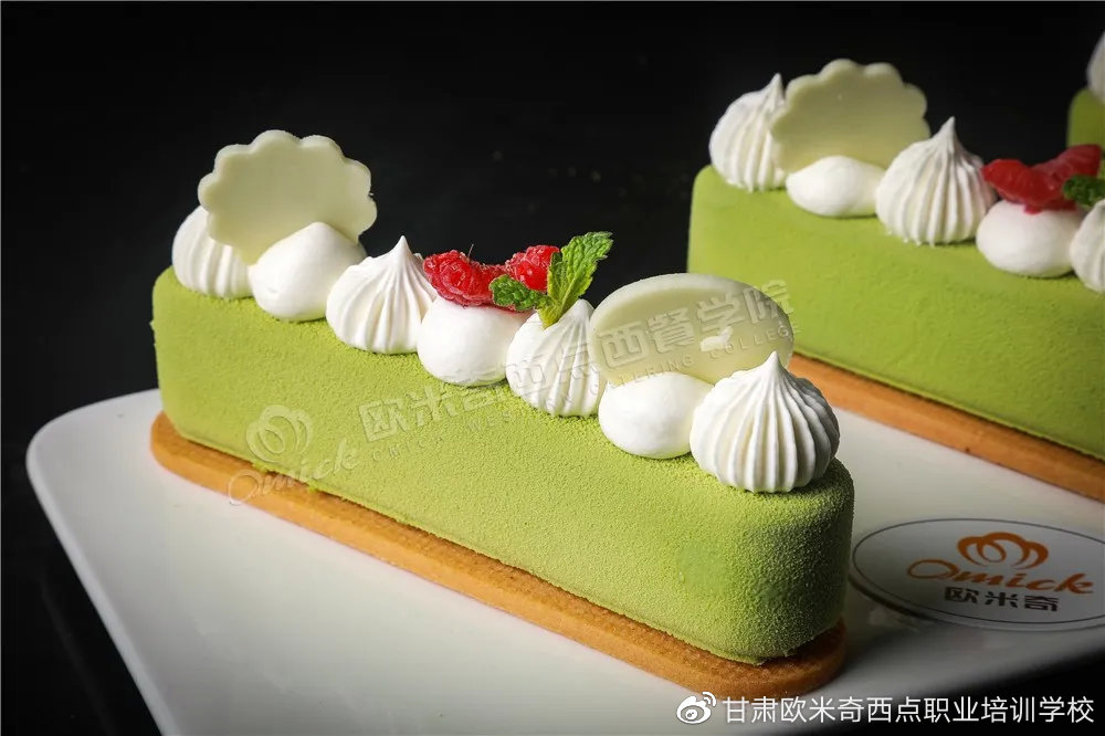 抹茶香缇慕斯